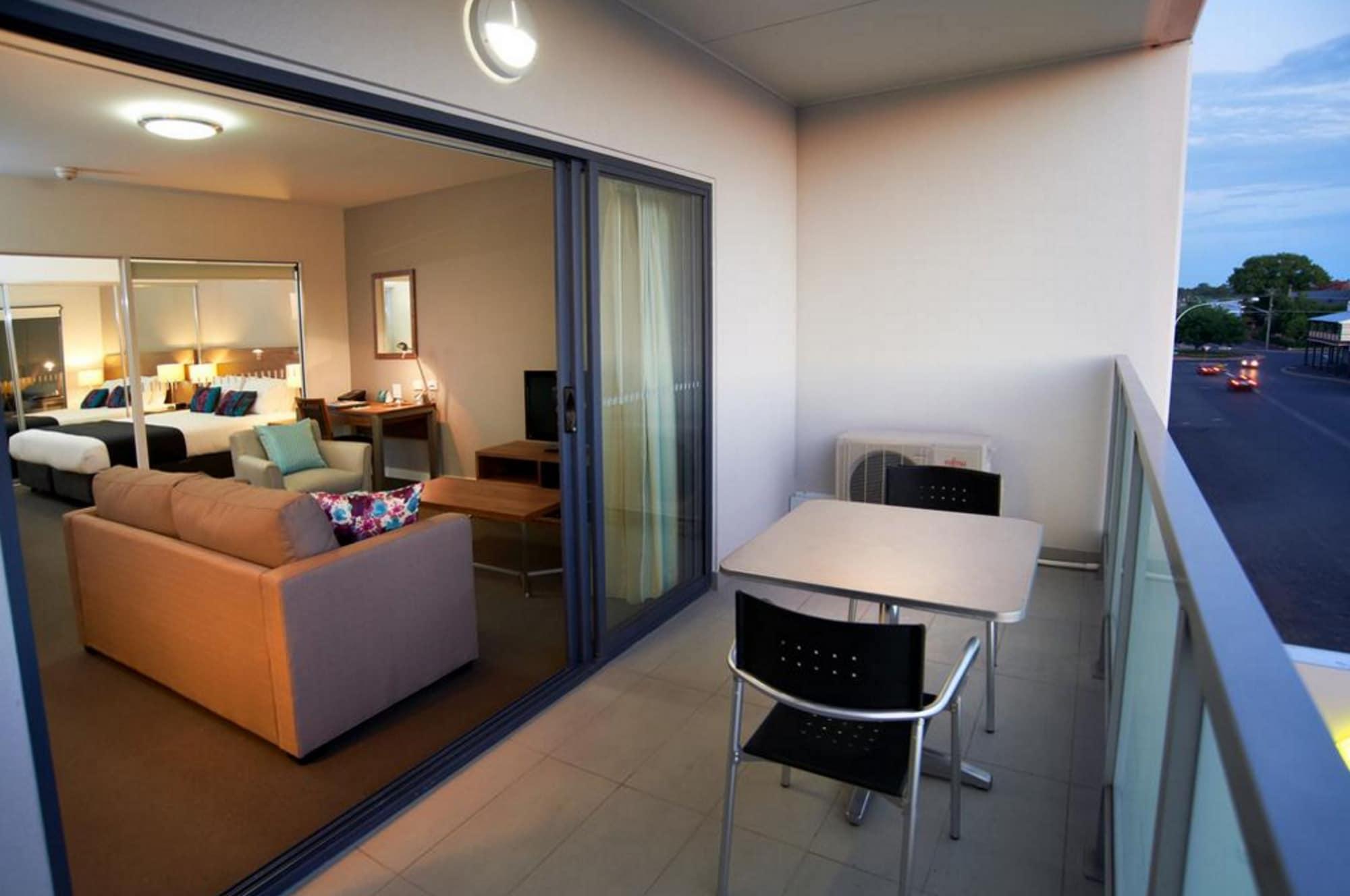 Quest Dubbo Aparthotel Екстериор снимка