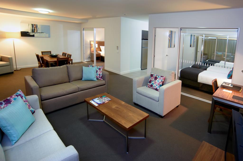 Quest Dubbo Aparthotel Екстериор снимка
