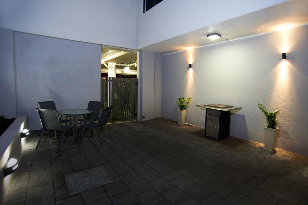 Quest Dubbo Aparthotel Екстериор снимка