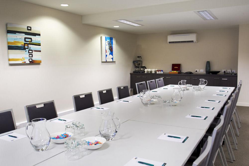 Quest Dubbo Aparthotel Екстериор снимка