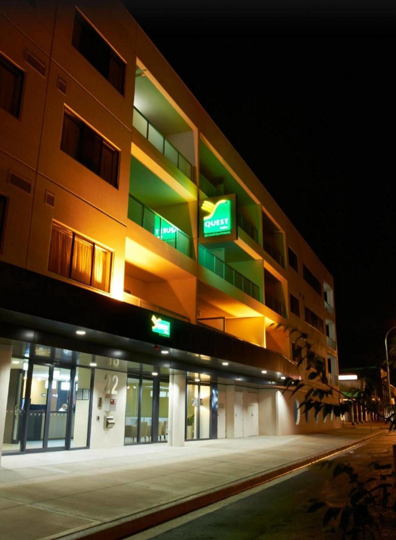 Quest Dubbo Aparthotel Екстериор снимка